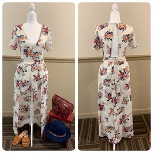 Crystal Sky , Maxi Romper Dress Cream/Floral size5